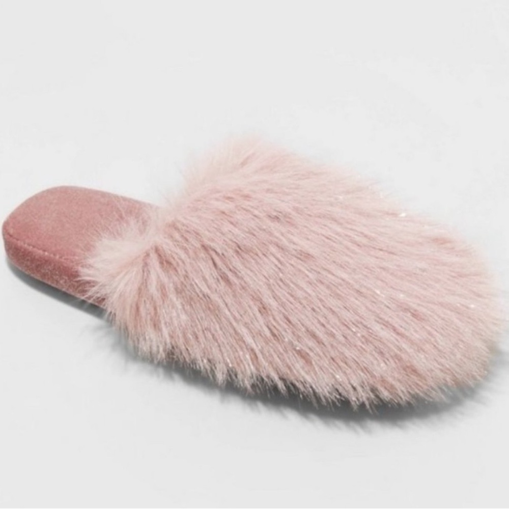 Stars Above Blush Furry Slippers